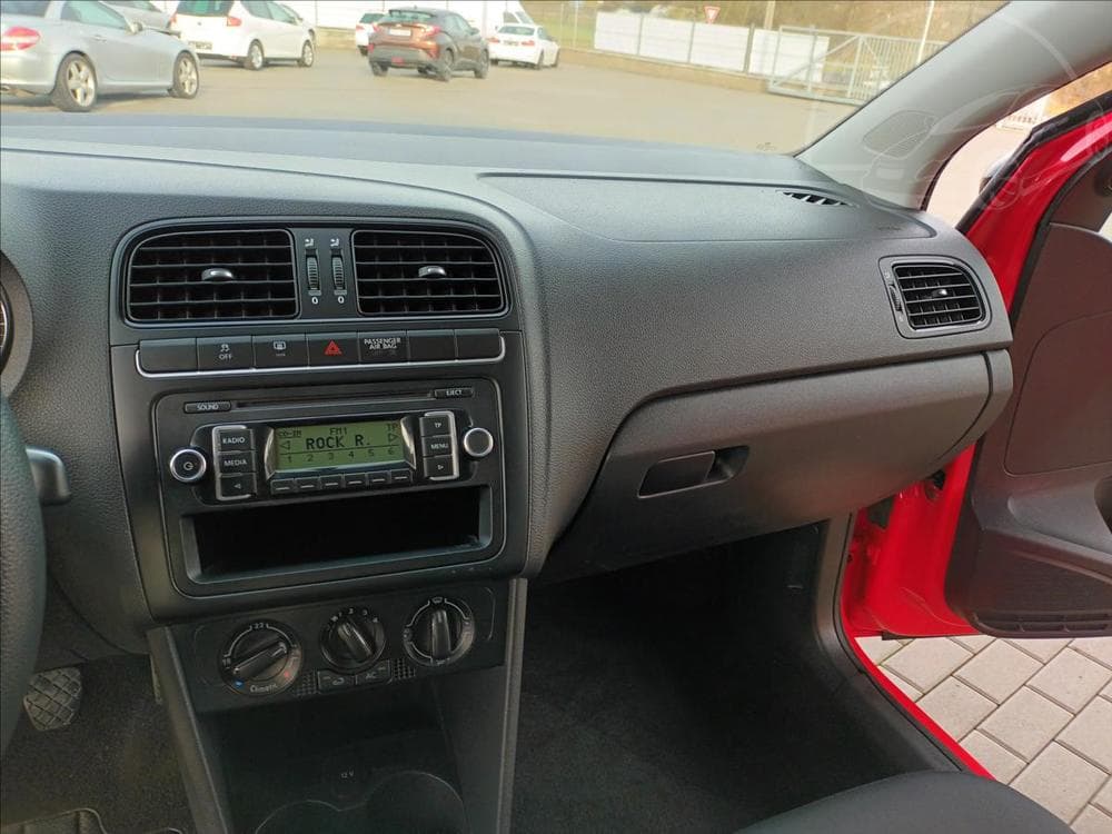 2009 Volkswagen POLO - 15
