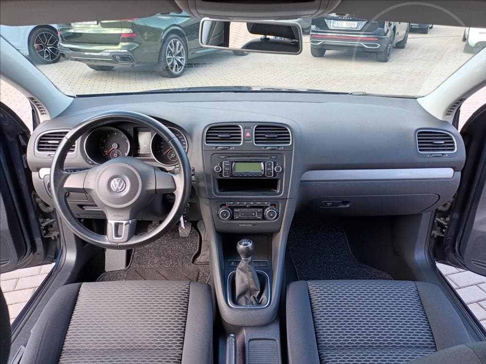 2010 Volkswagen GOLF - 15