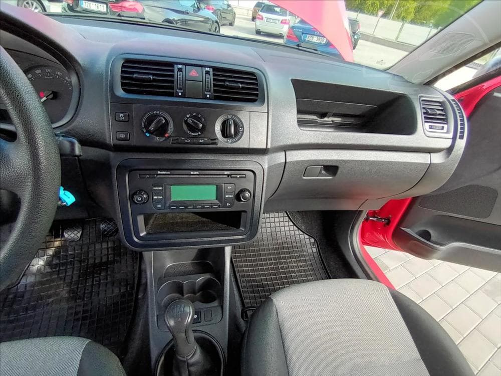 2010 Škoda FABIA - 15
