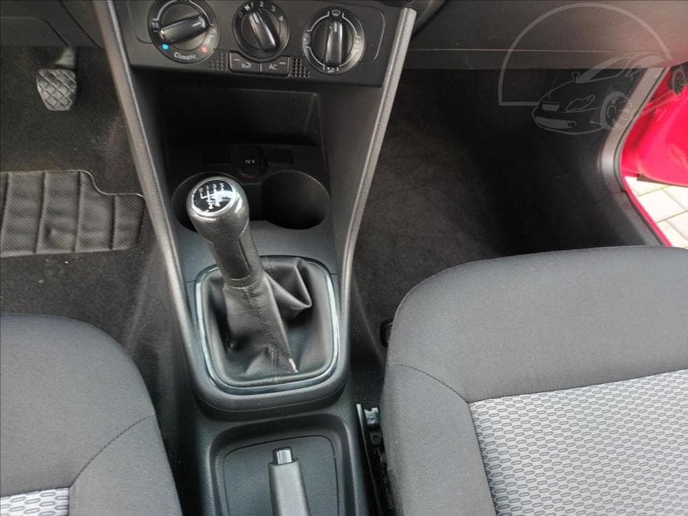 2009 Volkswagen POLO - 16
