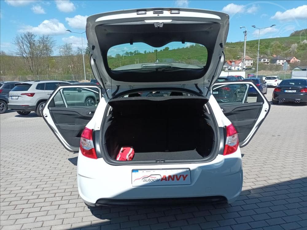 2012 Citroen C4 - 17