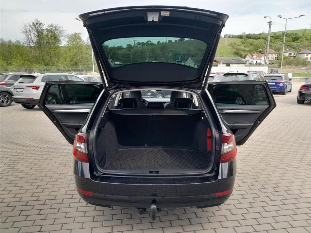 2019 Škoda OCTAVIA - 49