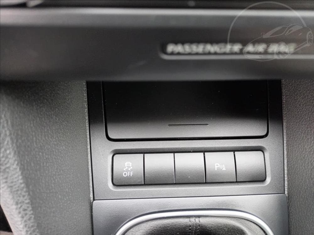 2011 Volkswagen GOLF - 17