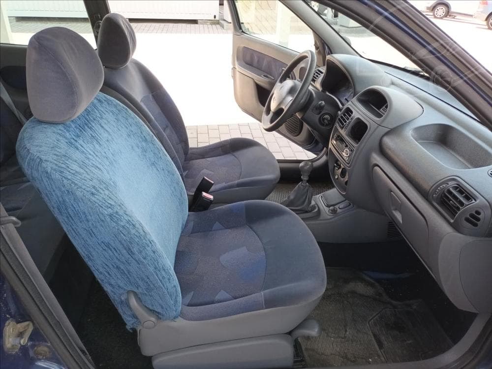 1999 Renault CLIO - 17