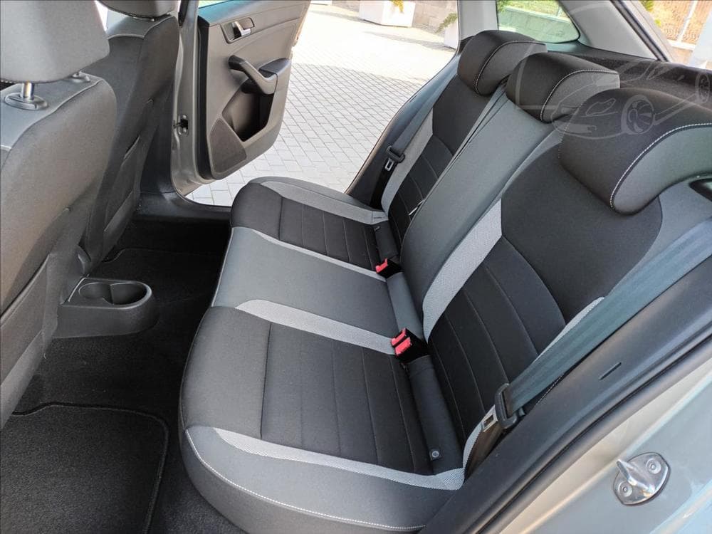 2017 Škoda RAPID - 33