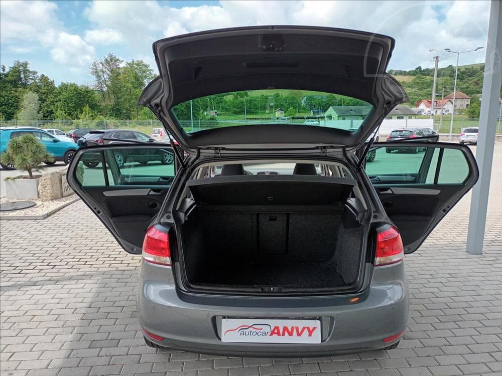 2012 Volkswagen GOLF - 18