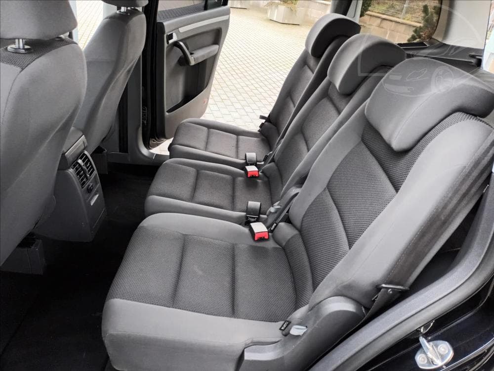 2011 Volkswagen TOURAN - 18