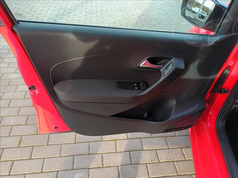 2009 Volkswagen POLO - 18