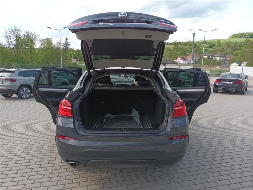 2017 BMW X4 - 52