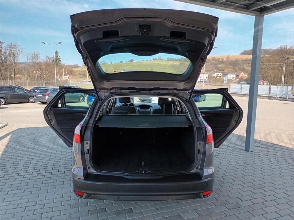 2013 Ford FOCUS - 18