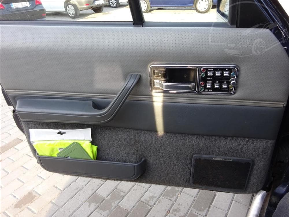 1996 Jeep CHEROKEE - 18