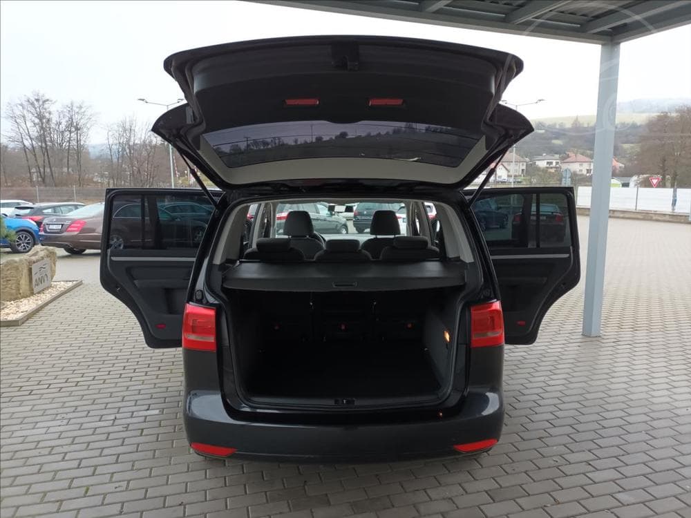 2011 Volkswagen TOURAN - 19