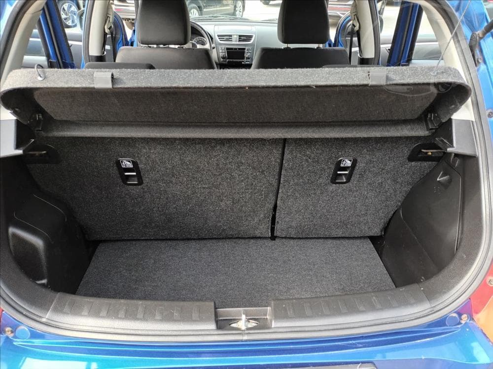 2015 Suzuki SWIFT - 19