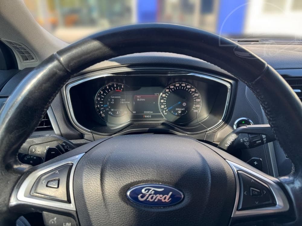 2016 Ford Mondeo - 8