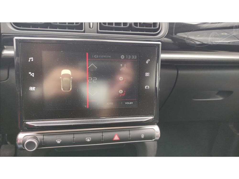 2018 Citroen C3 - 18