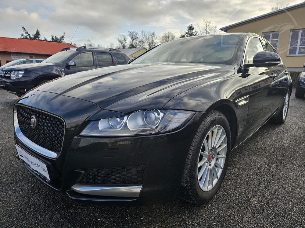 Jaguar XF 2.0 25D 177kW 2019,VÝHŘEV,KŮŽE