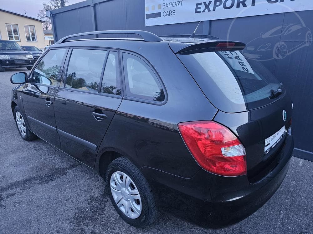 2010 Škoda FABIA - 9