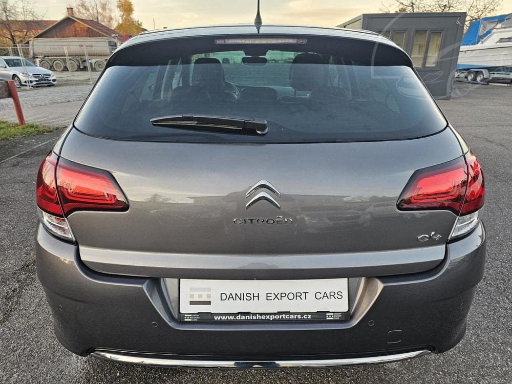 2016 Citroen C4 - 11