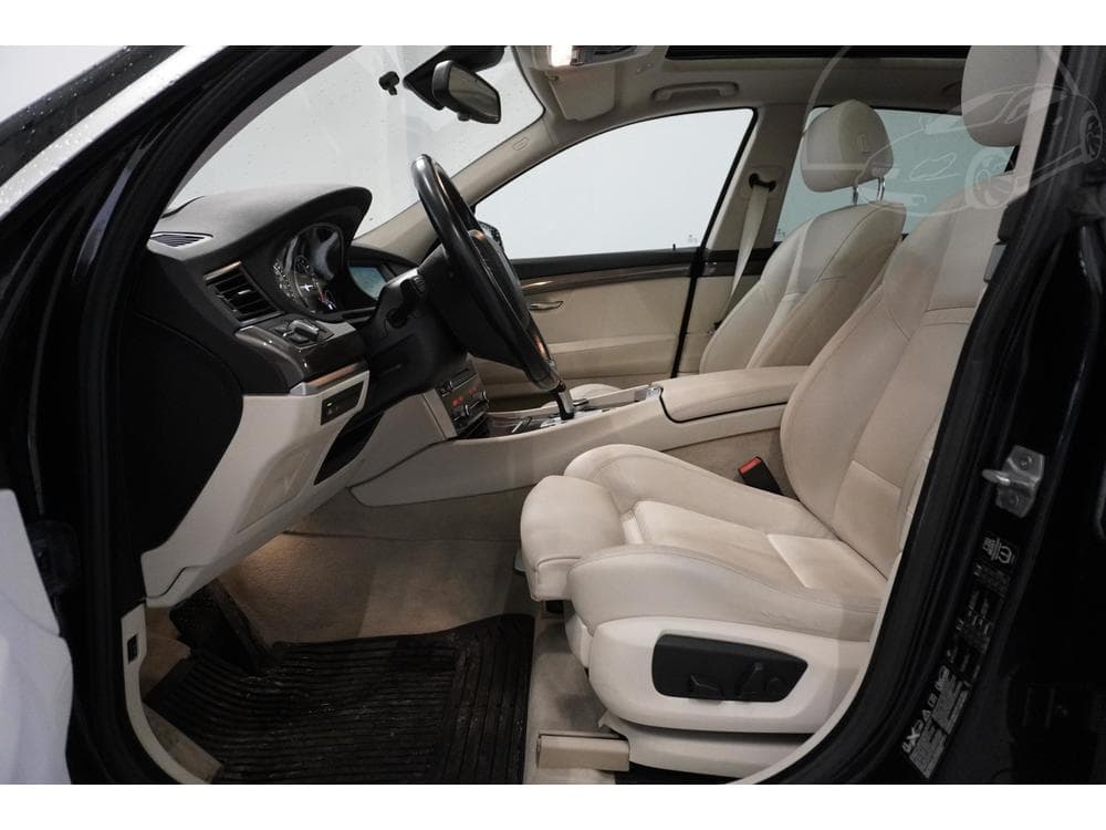 2014 BMW 5-Series - 11