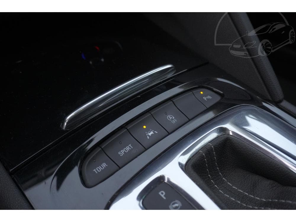 2017 Opel Insignia - 12