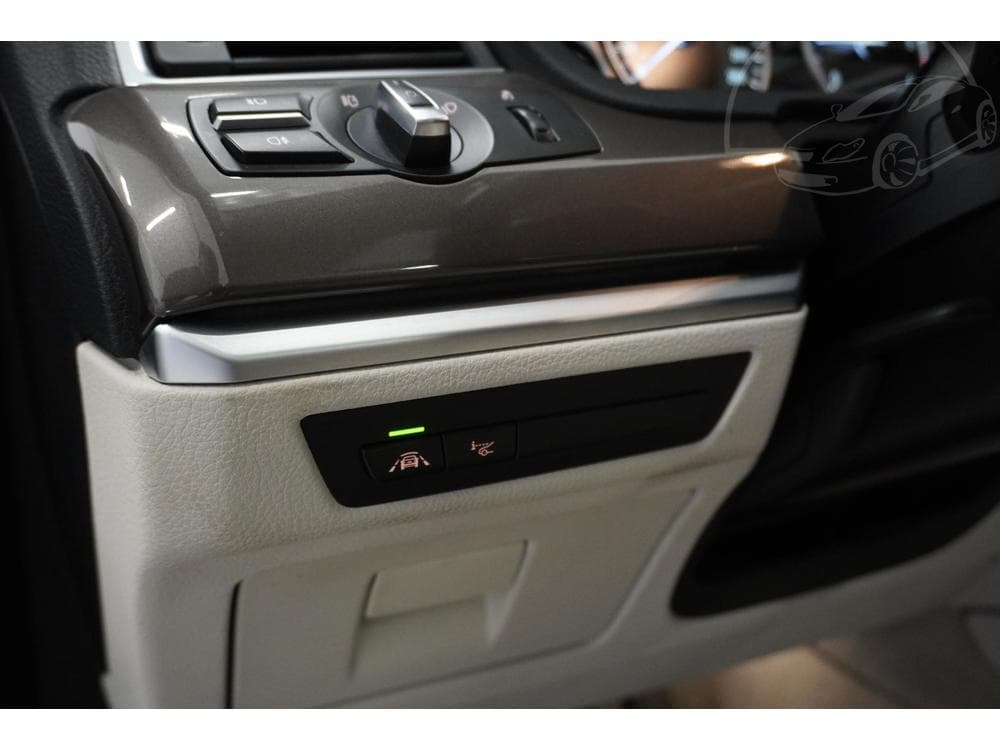 2014 BMW 5-Series - 13