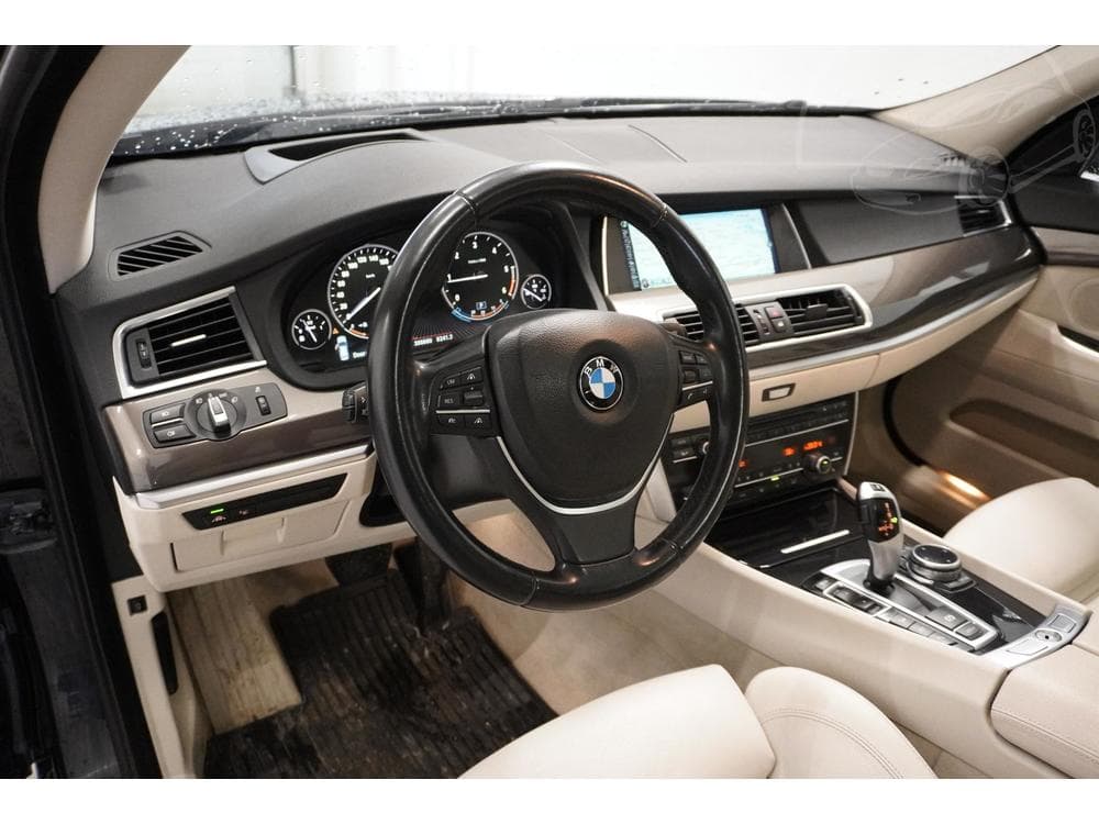 2014 BMW 5-Series - 14