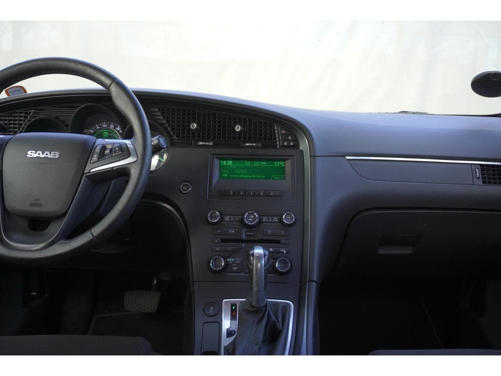 2011 Saab 9-5 - 16
