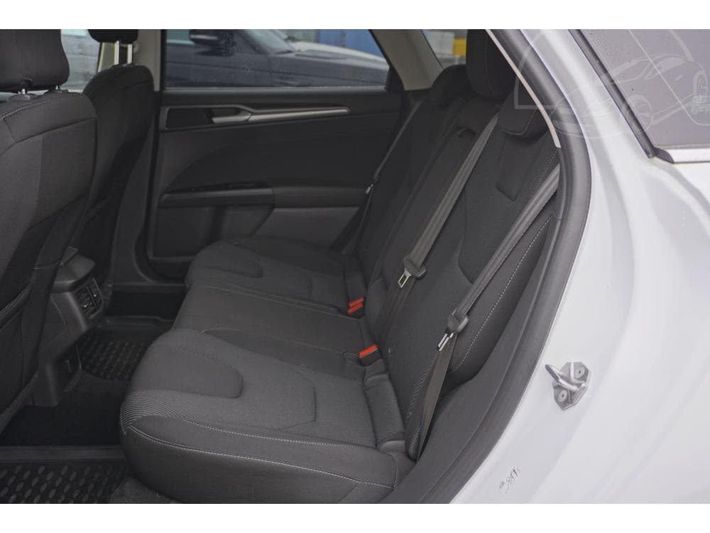 2016 Ford Mondeo - 18