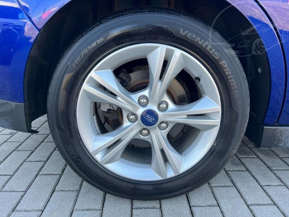 2015 Ford C-MAX - 9