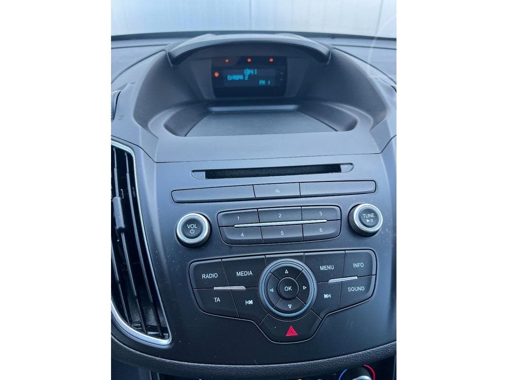 2015 Ford C-MAX - 17