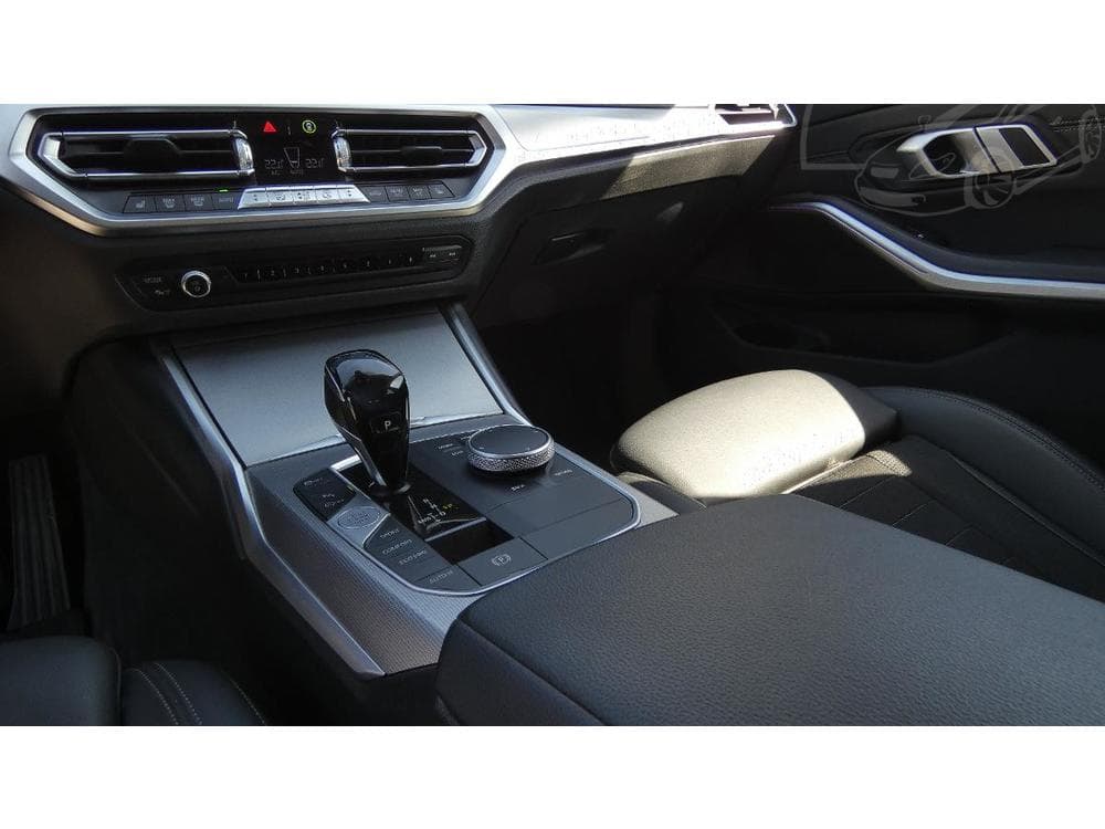 2020 BMW 3-SERIES - 11
