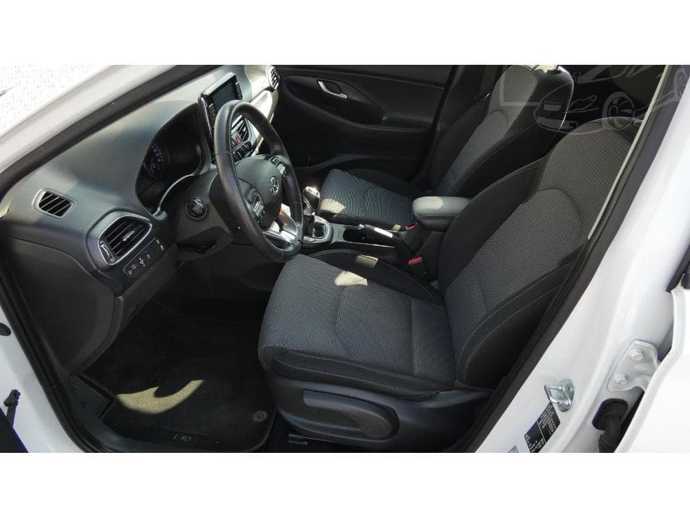 2021 Hyundai i30 - 18