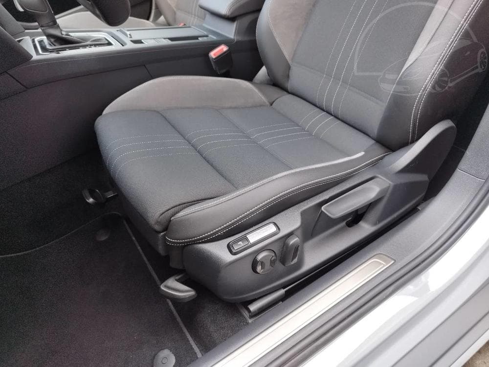 2022 Volkswagen Passat - 15