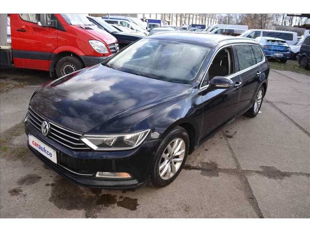 2015 Volkswagen PASSAT