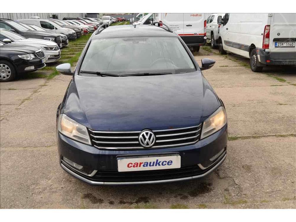 2012 Volkswagen PASSAT - 2