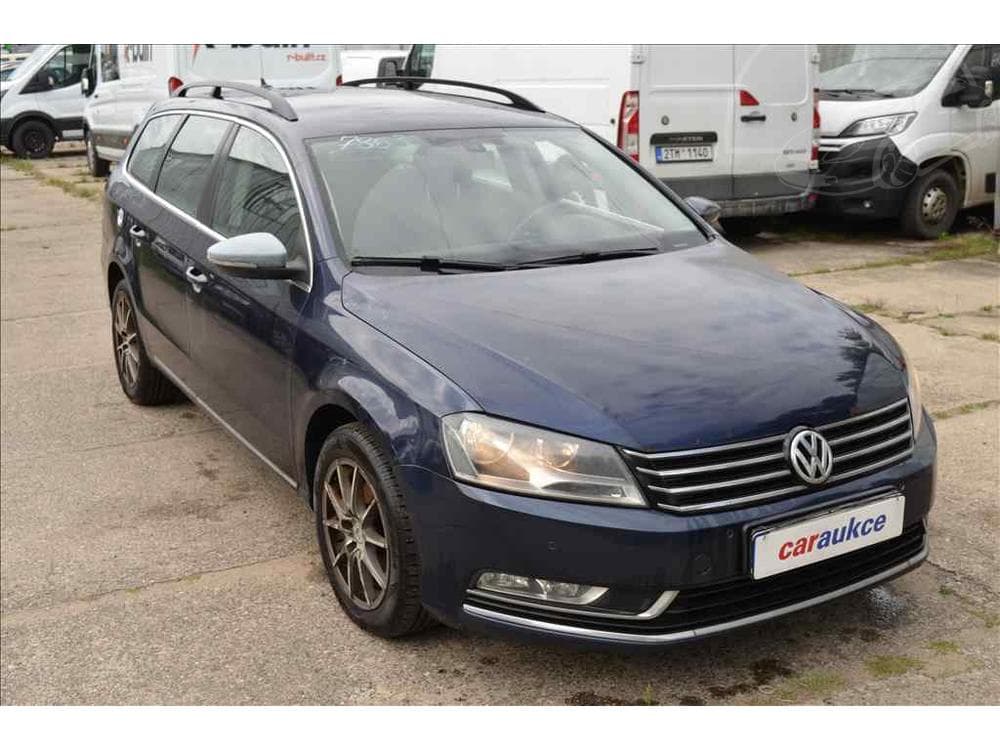 2012 Volkswagen PASSAT - 3