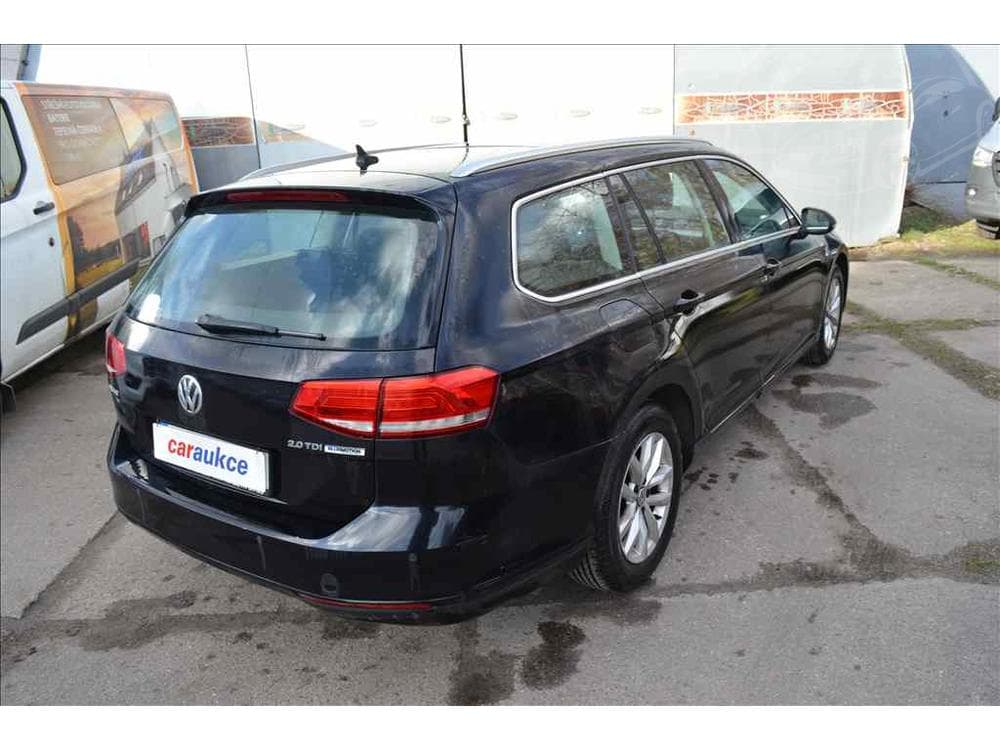2015 Volkswagen PASSAT - 4