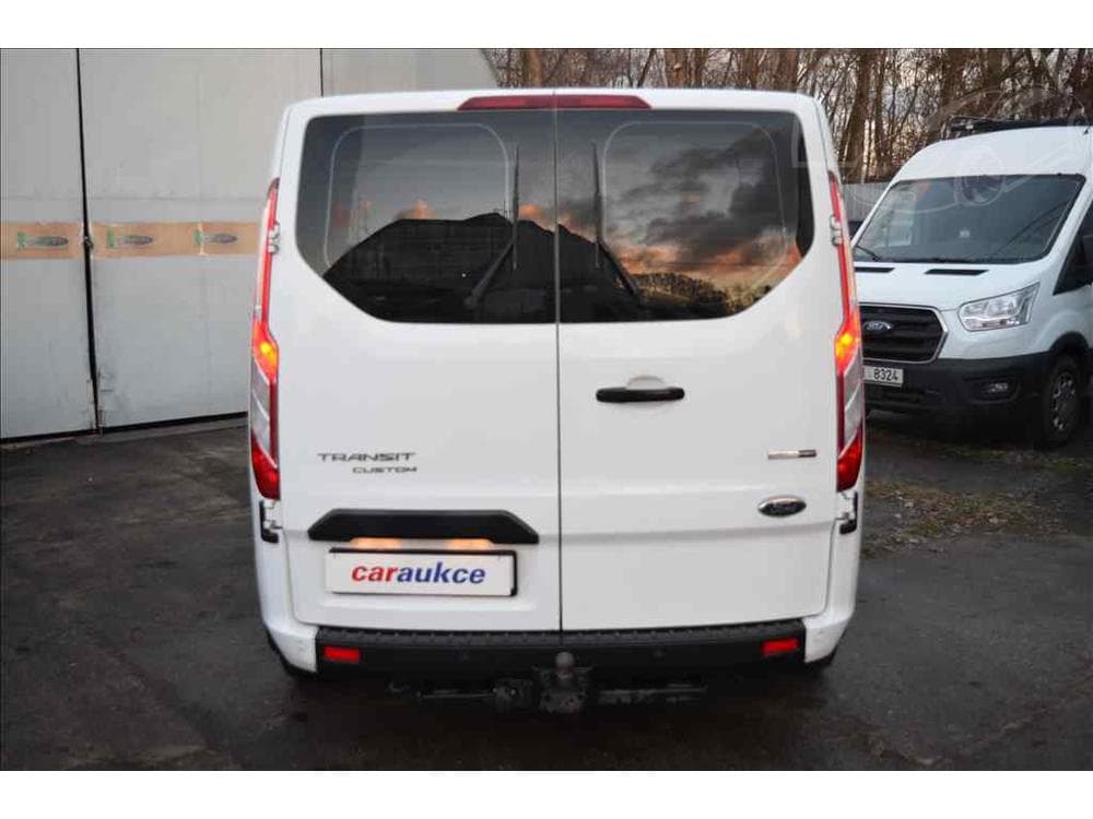 2010 Peugeot 5008 - 5