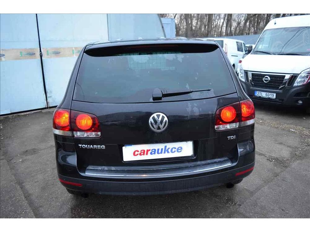 2008 Volkswagen Touareg - 9