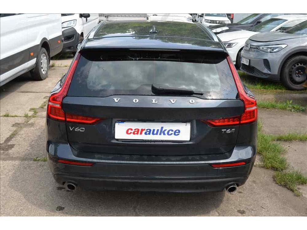 2020 Volvo V60 - 5