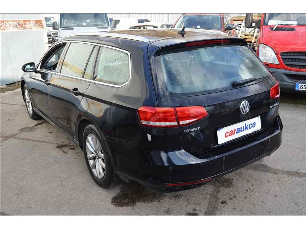 2015 Volkswagen PASSAT - 6