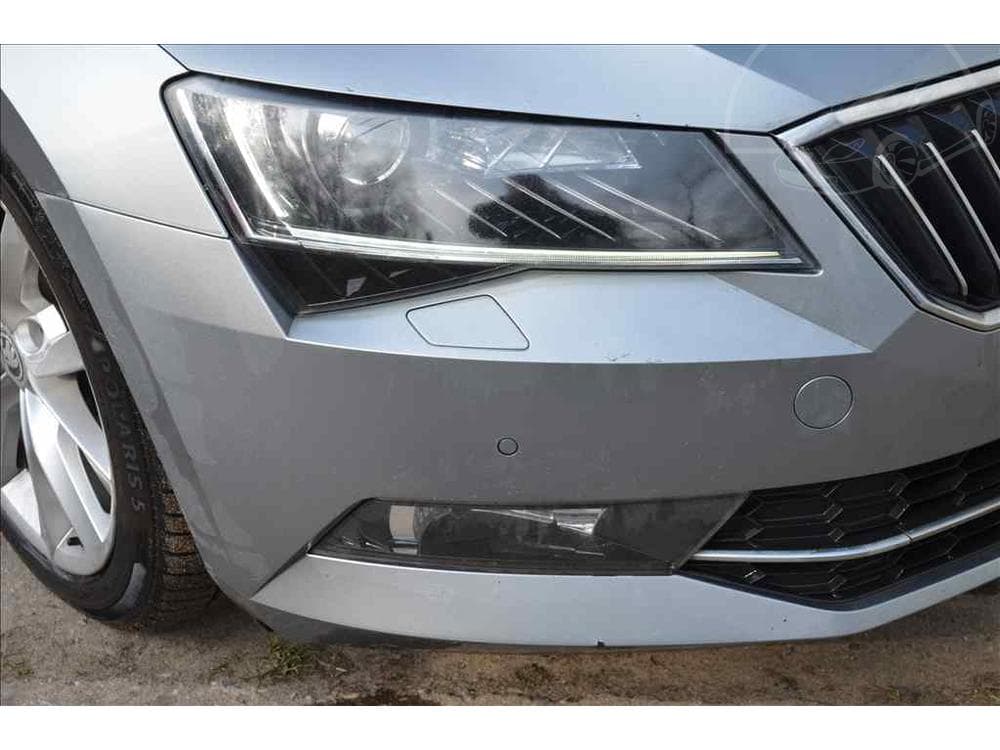 2015 Volkswagen PASSAT - 7