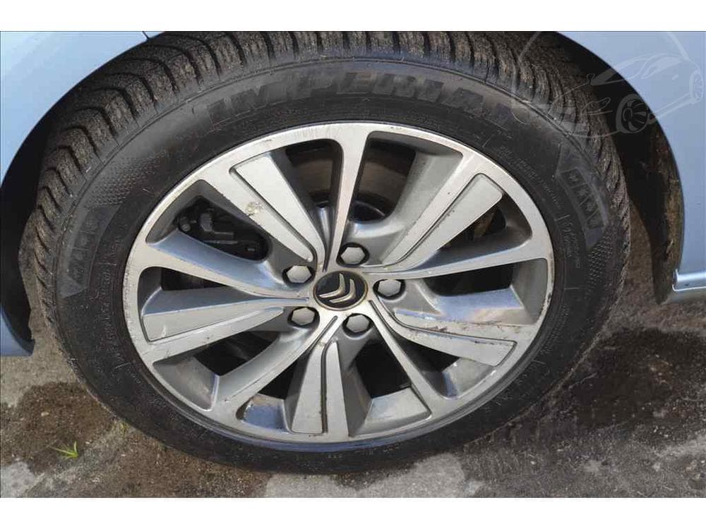 2003 Volvo S80 - 7