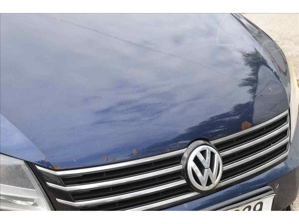 2012 Volkswagen PASSAT - 7