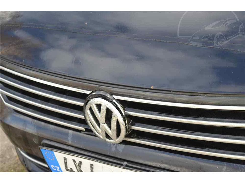 2015 Volkswagen PASSAT - 8