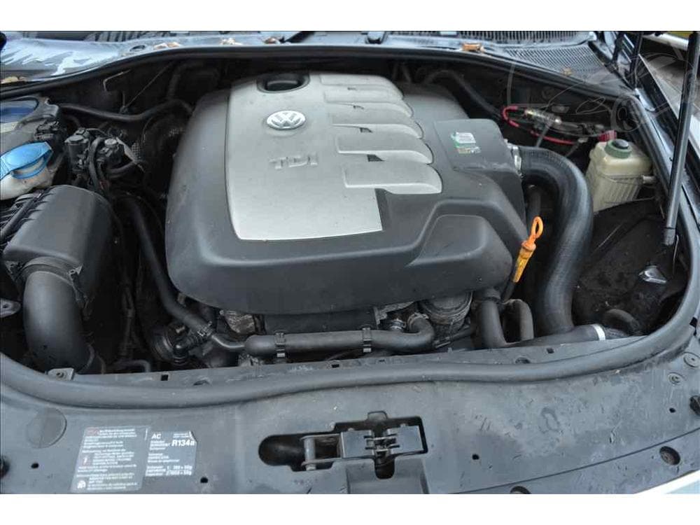 2008 Volkswagen Touareg - 17