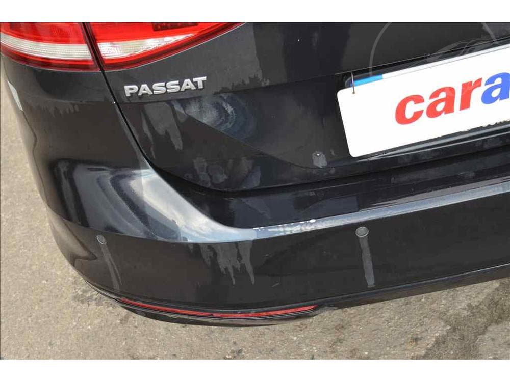 2015 Volkswagen PASSAT - 10