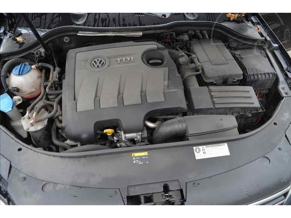 2014 Volkswagen PASSAT - 12
