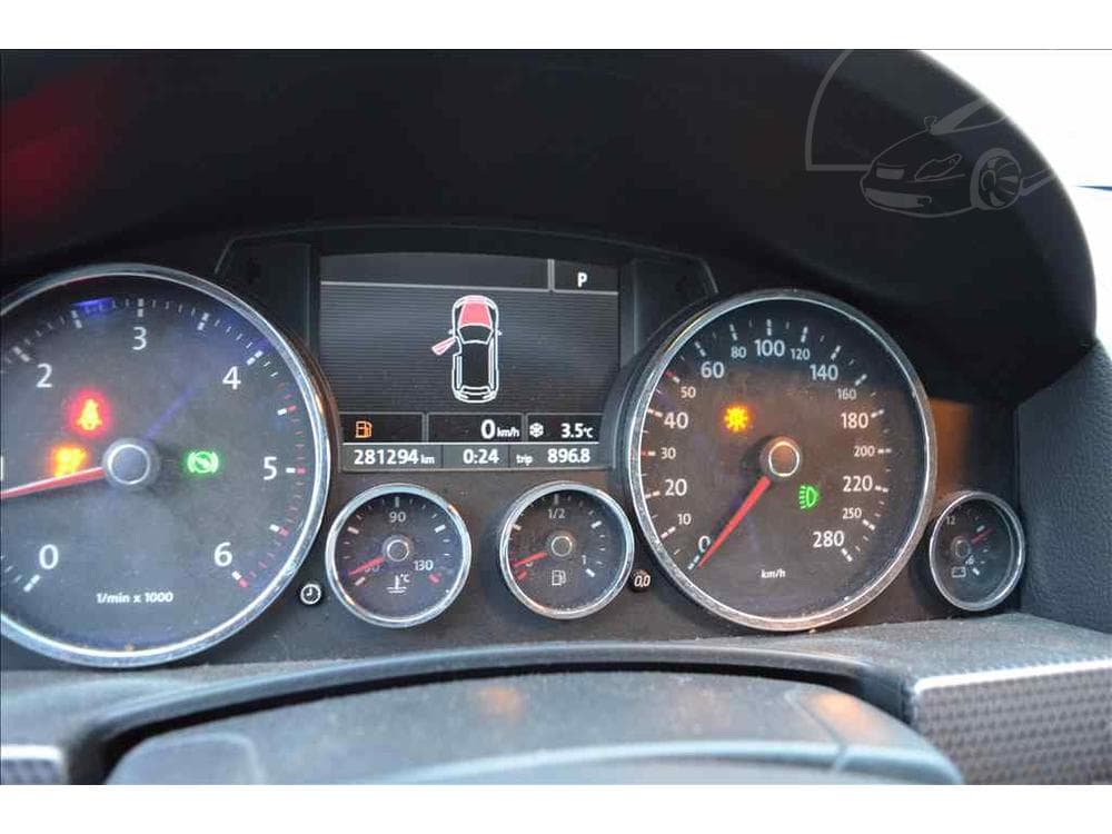 2008 Volkswagen Touareg - 23