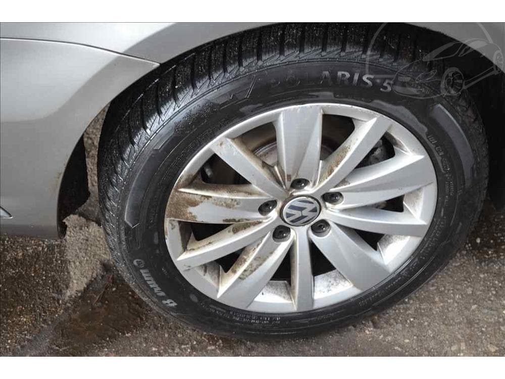 2012 Volkswagen PASSAT - 13
